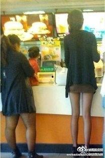 丝袜干妈微博,时尚界幕后风云